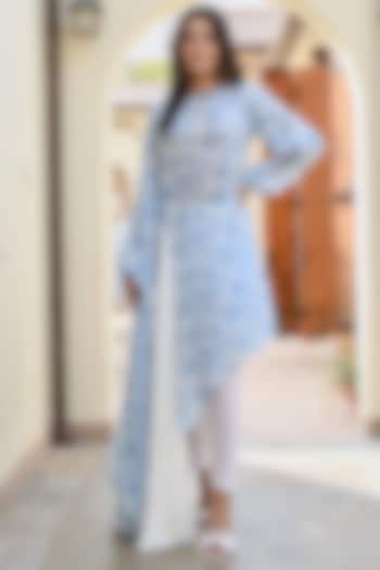 White & Blue Pure Crepe Co-Ord Set by Palak & Mehak at Pernia's Pop Up Shop