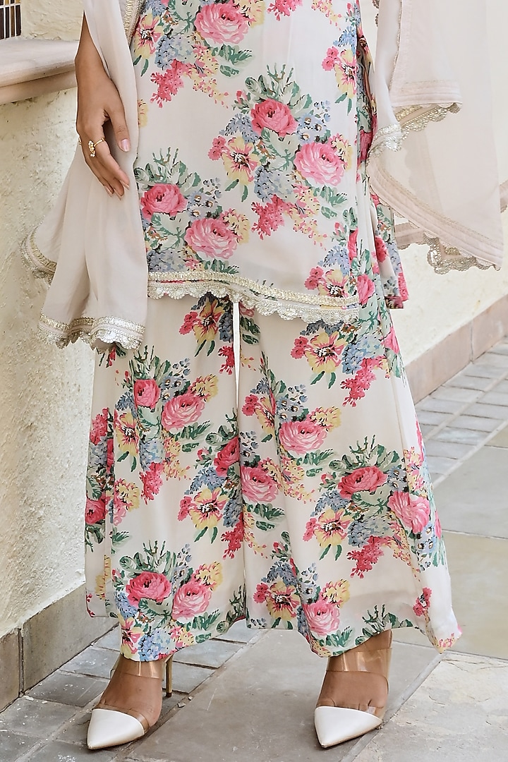 Multi-Colored Pure Crepe Kurta Set by Palak & Mehak at Pernia's Pop Up Shop