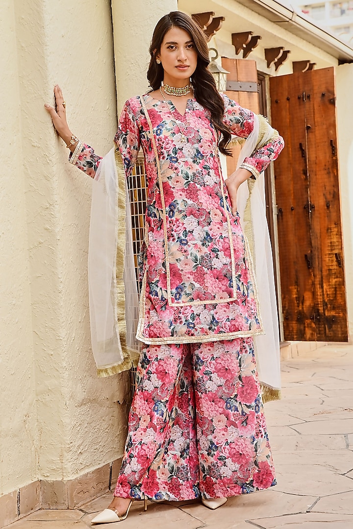 Multi-Colored Pure Chanderi Printed Kurta Set by Palak & Mehak at Pernia's Pop Up Shop