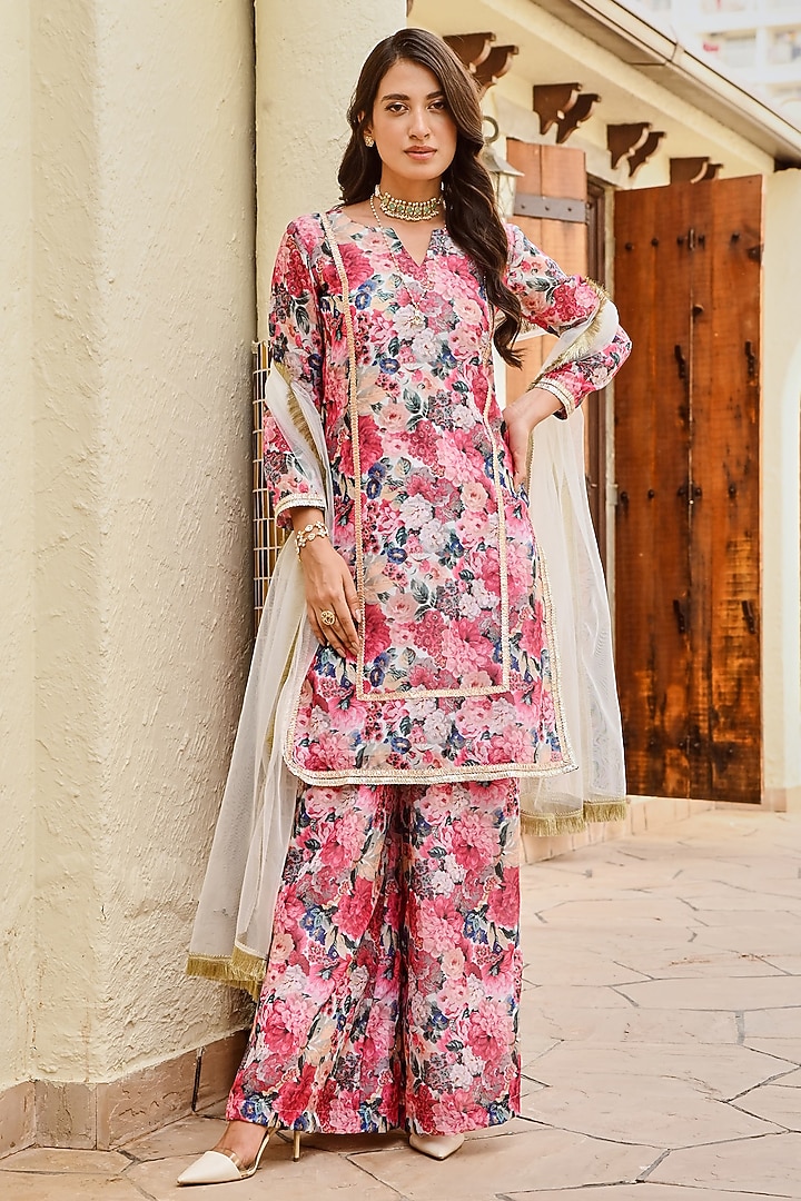 Multi-Colored Pure Chanderi Printed Kurta Set by Palak & Mehak at Pernia's Pop Up Shop