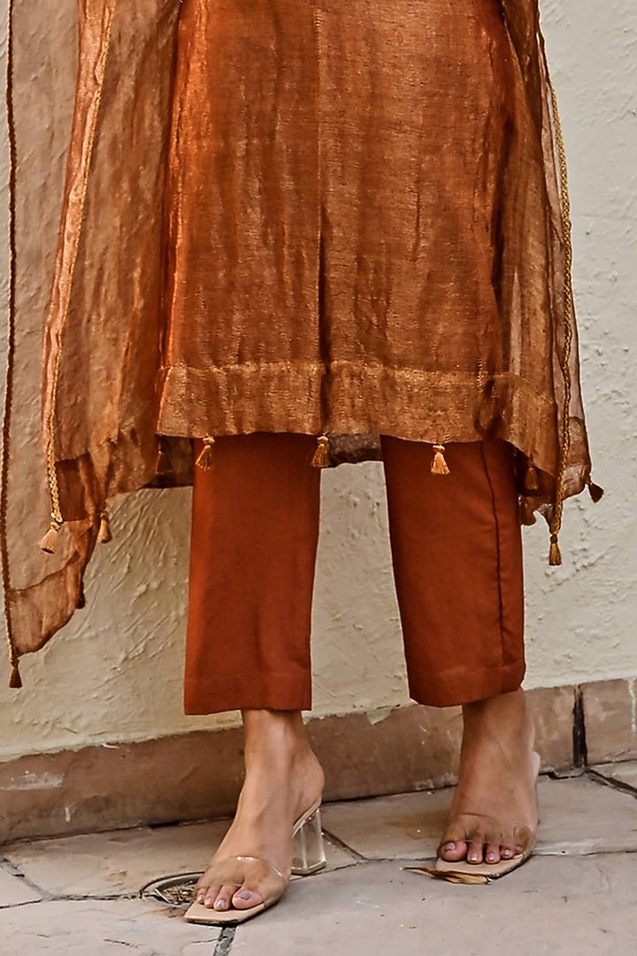 Copper Tissue Kaftan Set by Palak & Mehak at Pernia's Pop Up Shop