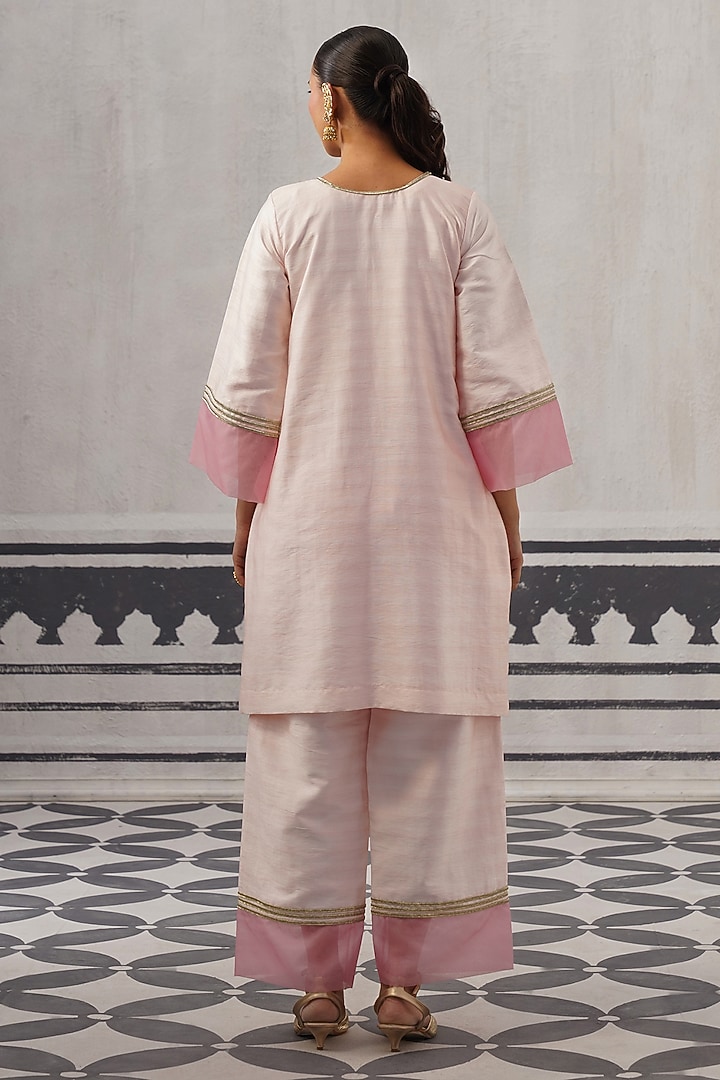 Pink Dupion Silk Gota Detailed Kurta Set by Palak & Mehak at Pernia's Pop Up Shop
