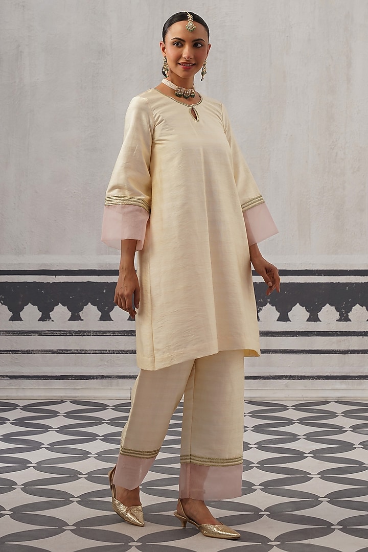 Ivory Dupion Silk Kurta Set by Palak & Mehak at Pernia's Pop Up Shop