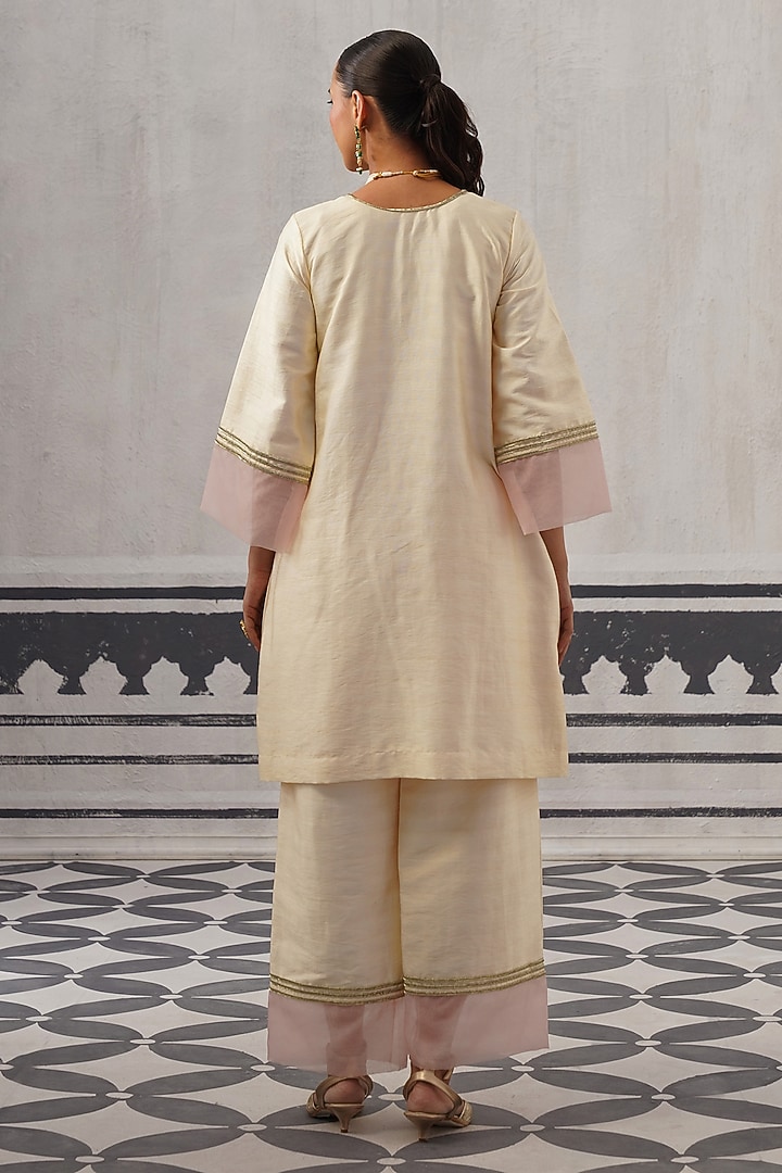 Ivory Dupion Silk Kurta Set by Palak & Mehak at Pernia's Pop Up Shop