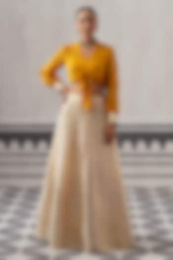 Cream Organza & Chanderi Bridesmaid Lehenga Set by Palak & Mehak at Pernia's Pop Up Shop