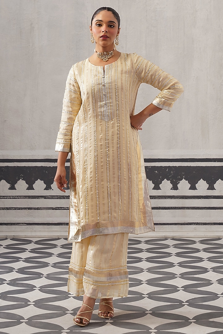 Cream Mulmul Chanderi Gota Embellished Kurta Set by Palak & Mehak at Pernia's Pop Up Shop