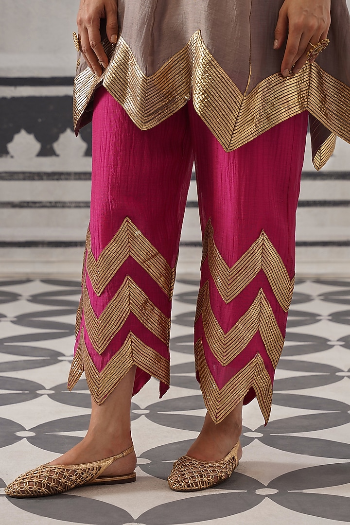 Grey & Rani Pink Mulmul Chanderi Gota Embellished Kurta Set by Palak & Mehak at Pernia's Pop Up Shop