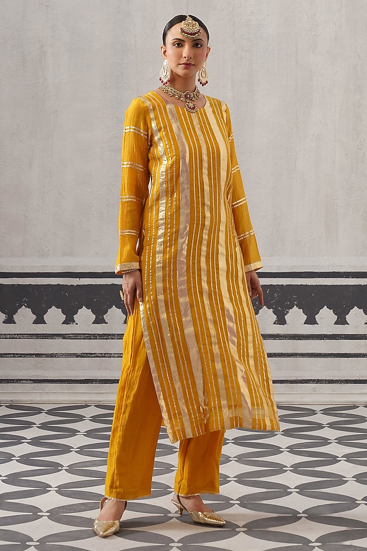 Yellow & Pink Mulmul Chanderi Gota Embellished Kurta Set by Palak & Mehak at Pernia's Pop Up Shop
