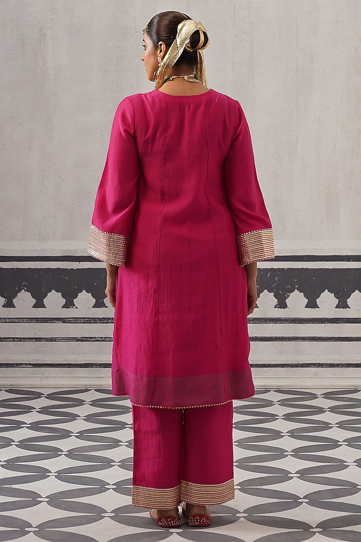 Pink Mulmul Chanderi Gota Embellished Kurta Set by Palak & Mehak at Pernia's Pop Up Shop