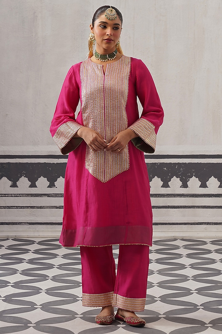 Pink Mulmul Chanderi Gota Embellished Kurta Set by Palak & Mehak at Pernia's Pop Up Shop