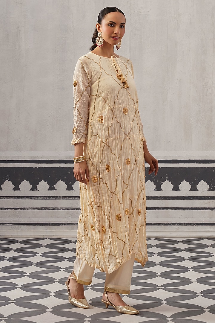 Cream Cotton Mulmul Gota Embellished Kurta Set by Palak & Mehak at Pernia's Pop Up Shop