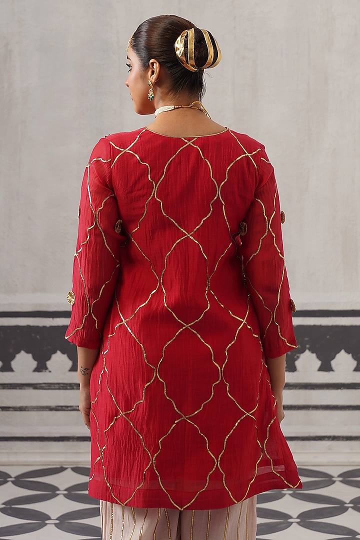 Red & Beige Pure Mulmul Chanderi Gota Embellished Kurta Set by Palak & Mehak at Pernia's Pop Up Shop