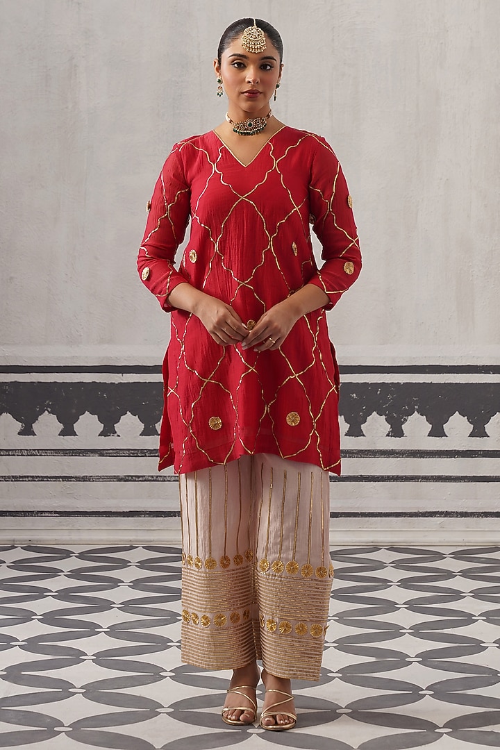 Red & Beige Pure Mulmul Chanderi Gota Embellished Kurta Set by Palak & Mehak at Pernia's Pop Up Shop