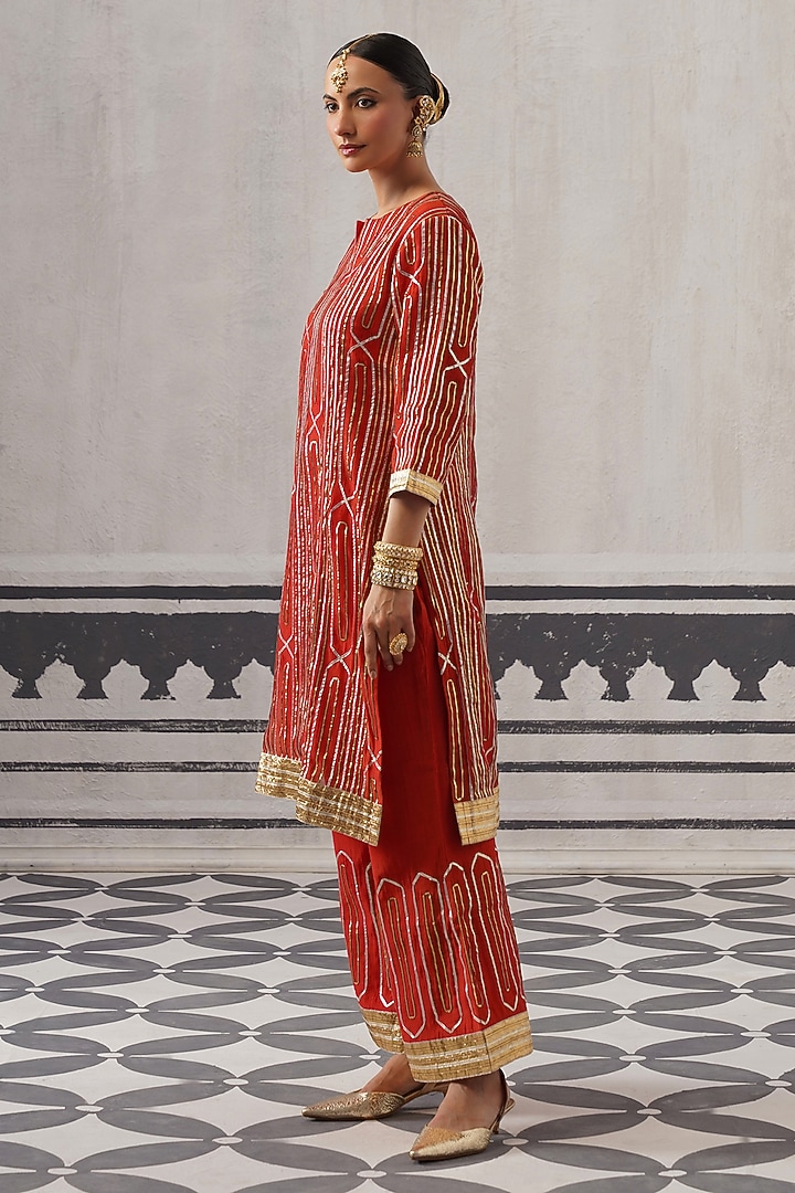 Red Mulmul Chanderi Gota Embellished Kurta Set by Palak & Mehak at Pernia's Pop Up Shop