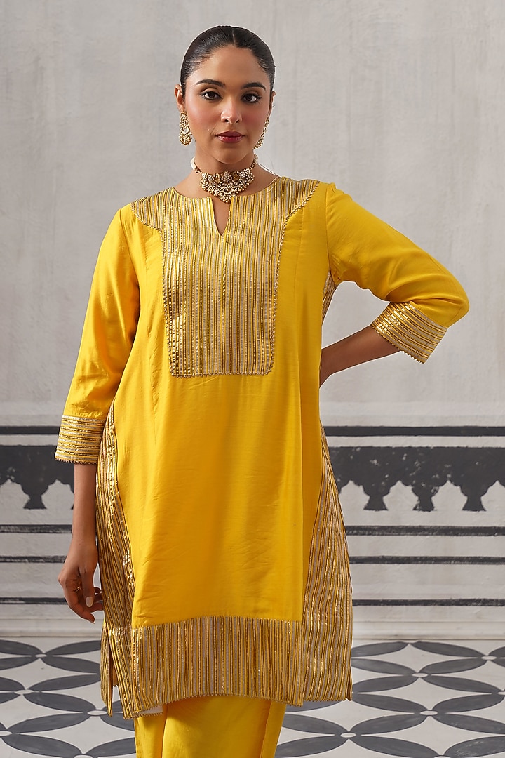 Yellow Mulmul Chanderi Gota Embellished Kurta Set by Palak & Mehak at Pernia's Pop Up Shop