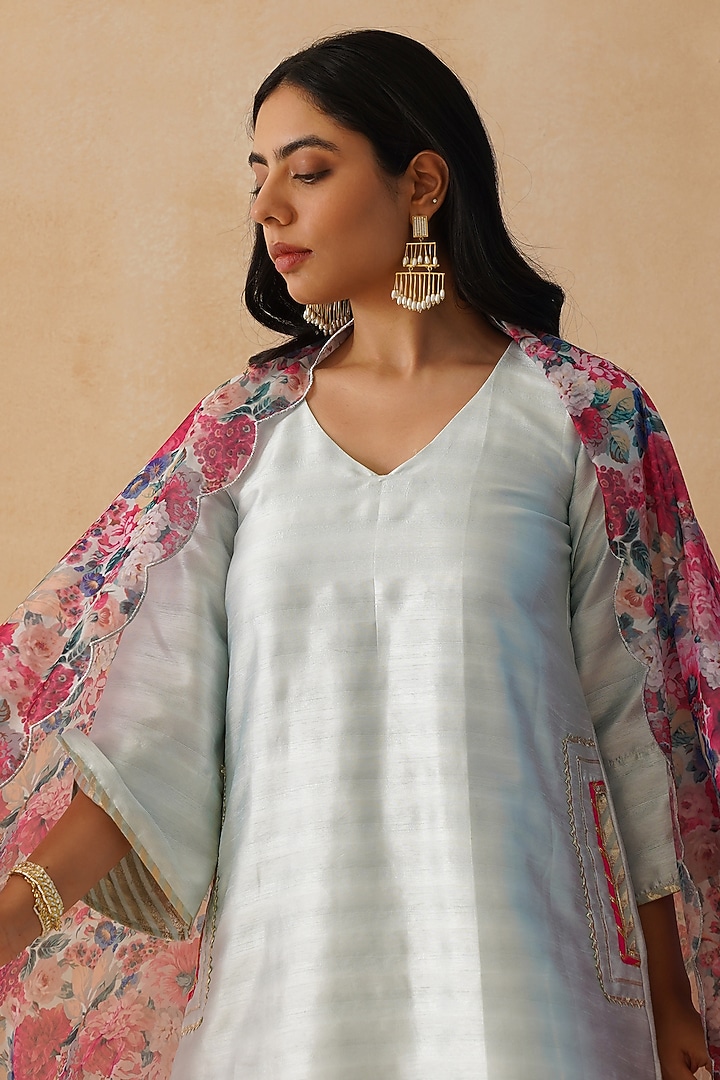 White Dupion Silk Gota Kurta Set by Palak & Mehak at Pernia's Pop Up Shop