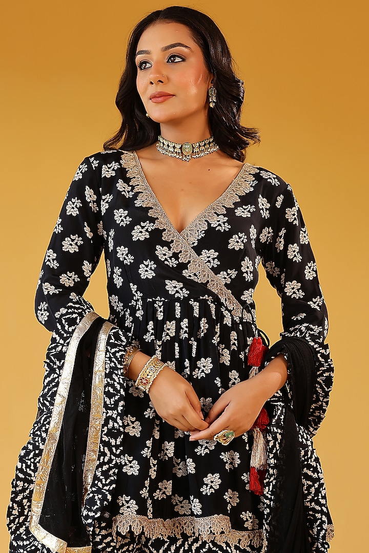 Black Pure Crepe Gota Embroidered Palazzo Pant Set by Palak & Mehak at Pernia's Pop Up Shop