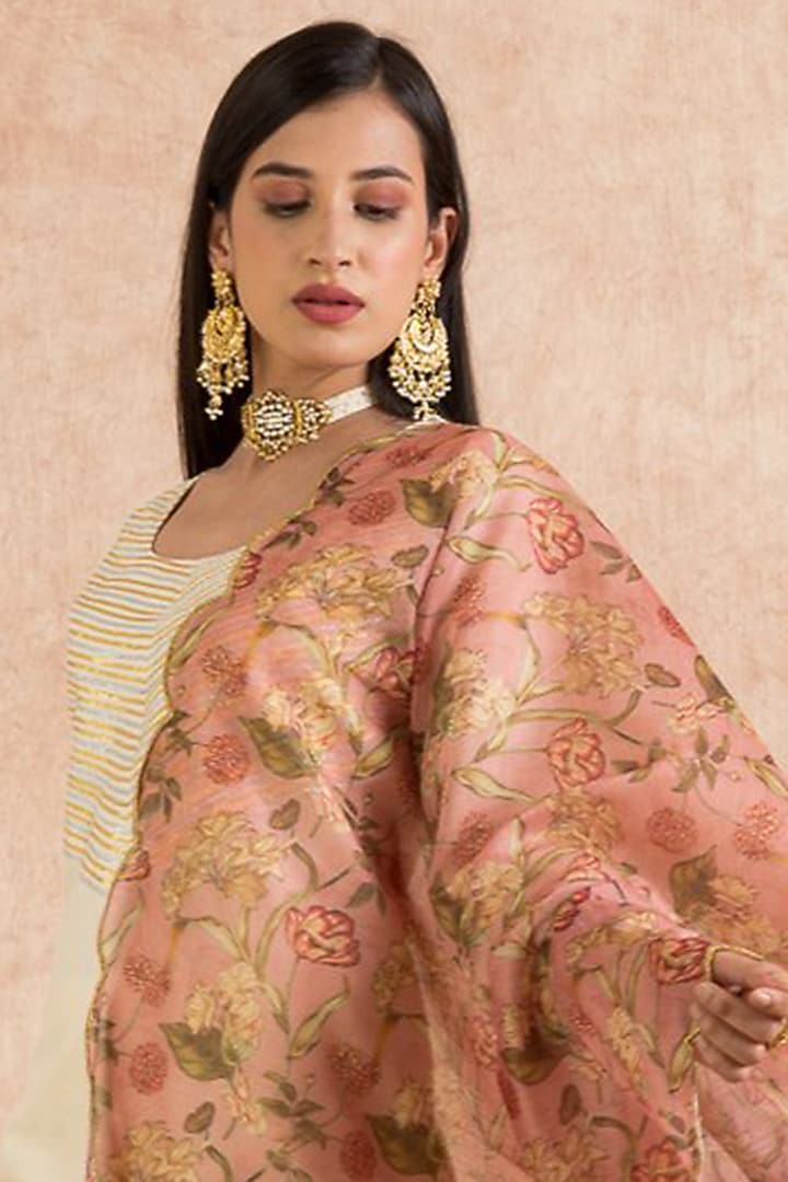 Cream Gota Embroidered Kurta Set by Palak & Mehak at Pernia's Pop Up Shop