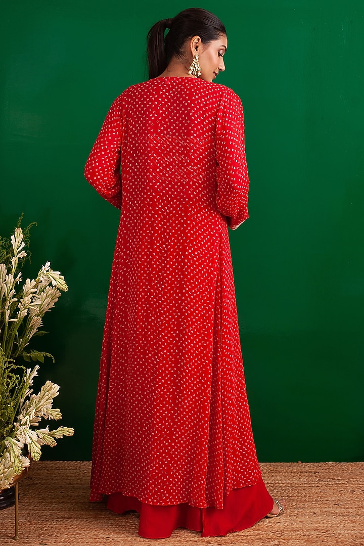 Red Jacket Set With Bandhani Print by Palak & Mehak at Pernia's Pop Up Shop