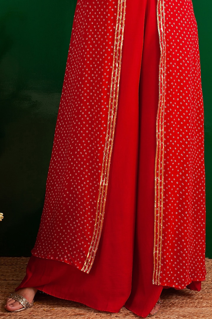 Red Jacket Set With Bandhani Print by Palak & Mehak at Pernia's Pop Up Shop
