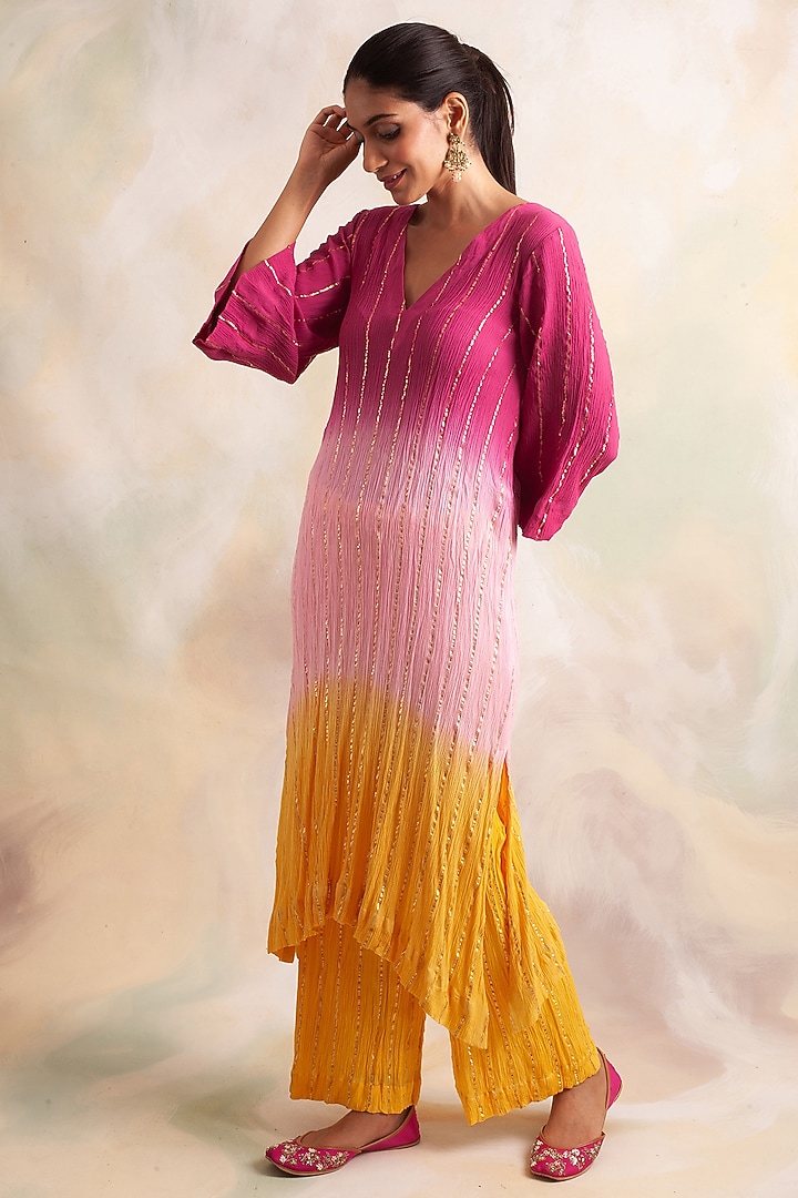 Multi-Colored Lurex Crepe Kurta Set by Palak & Mehak at Pernia's Pop Up Shop