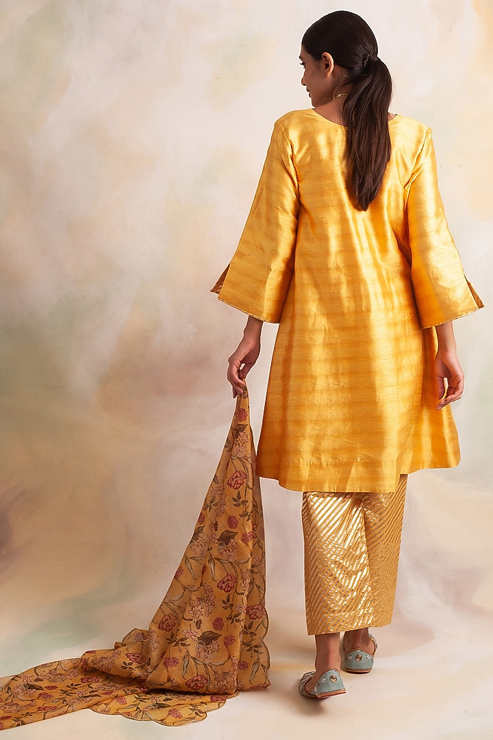 Mustard Dupion Silk Kurta Set by Palak & Mehak at Pernia's Pop Up Shop