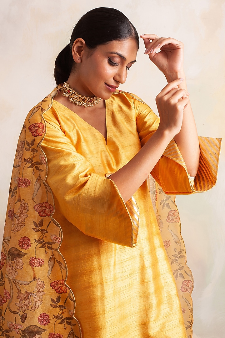 Mustard Dupion Silk Kurta Set by Palak & Mehak at Pernia's Pop Up Shop