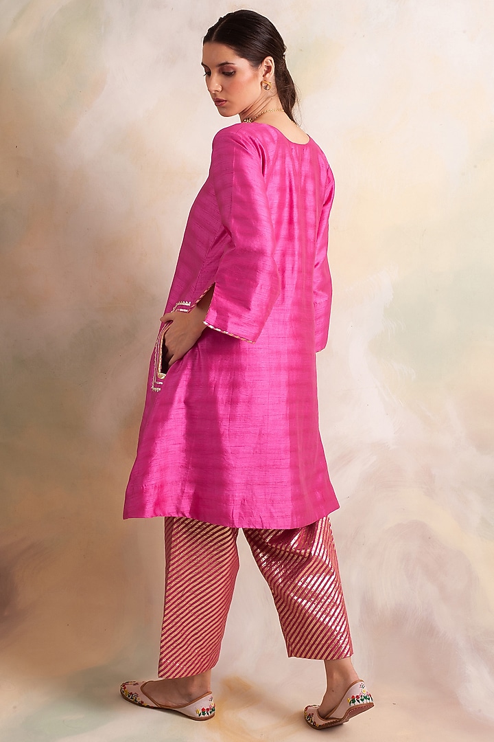 Fuchsia Pink Dupion Silk Kurta Set by Palak & Mehak at Pernia's Pop Up Shop