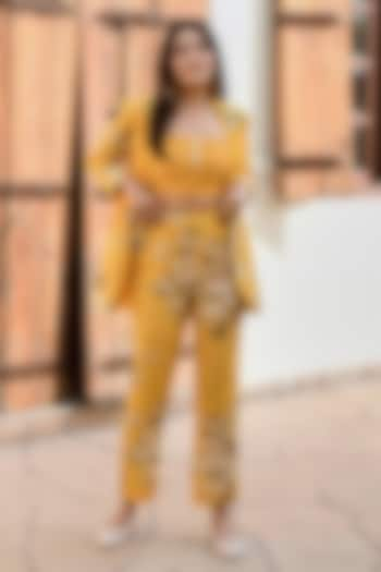 Mustard Pure Crepe Pant Set by Palak & Mehak at Pernia's Pop Up Shop