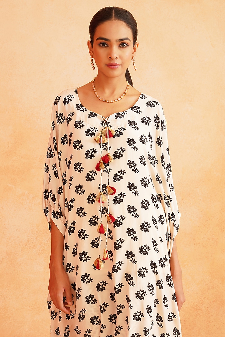 Beige Crepe Embellished Kurta Set by Palak & Mehak at Pernia's Pop Up Shop