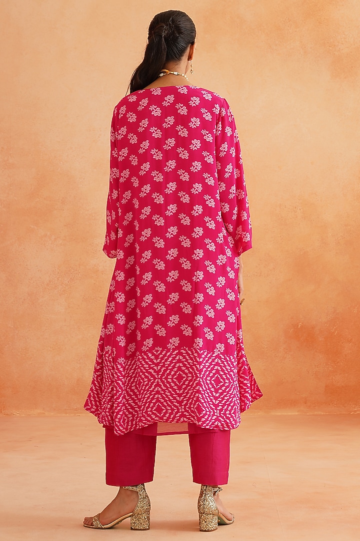 Hot Pink Pure Crepe Printed Cape Set by Palak & Mehak at Pernia's Pop Up Shop