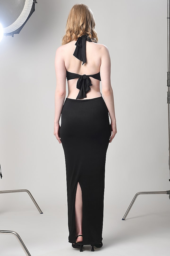 Black Metal & Lycra Gown by PAMEEN at Pernia's Pop Up Shop