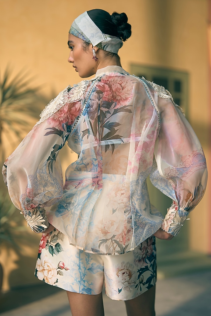 Butter Yellow Silk Organza Digital Printed Co-Ord Set by Pankaj & Nidhi at Pernia's Pop Up Shop