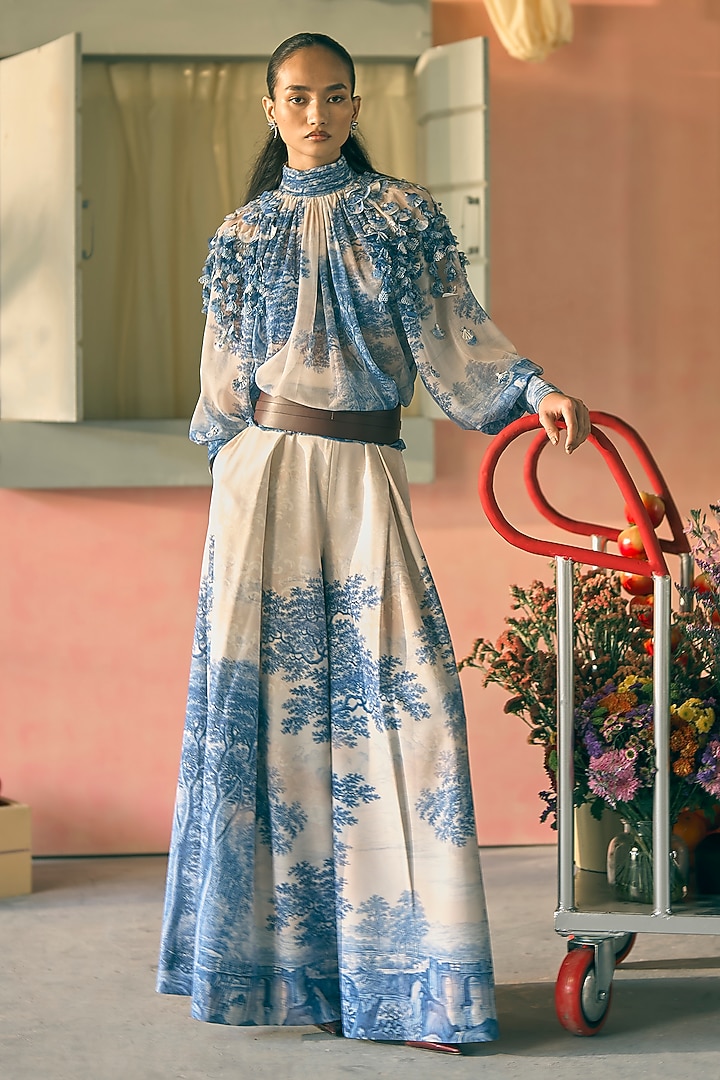 Sapphire Chiffon & Moss Crepe Printed Co-Ord Set by Pankaj & Nidhi at Pernia's Pop Up Shop