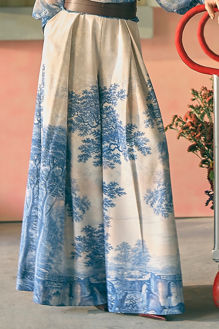 Sapphire Chiffon & Moss Crepe Printed Co-Ord Set by Pankaj & Nidhi at Pernia's Pop Up Shop