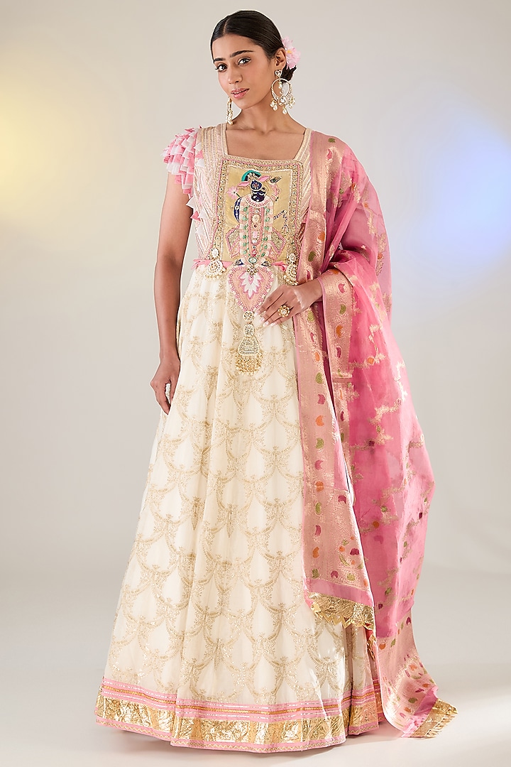 Off-White Silk Organza Embellished Kalidar Anarkali Set by Pankaj S Heritage at Pernia's Pop Up Shop