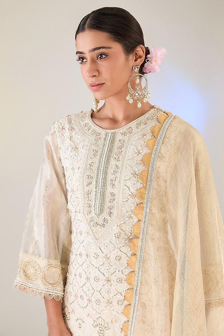 Ivory Georgette Jaal Work Chikankari Kurta Set by Pankaj S Heritage at Pernia's Pop Up Shop