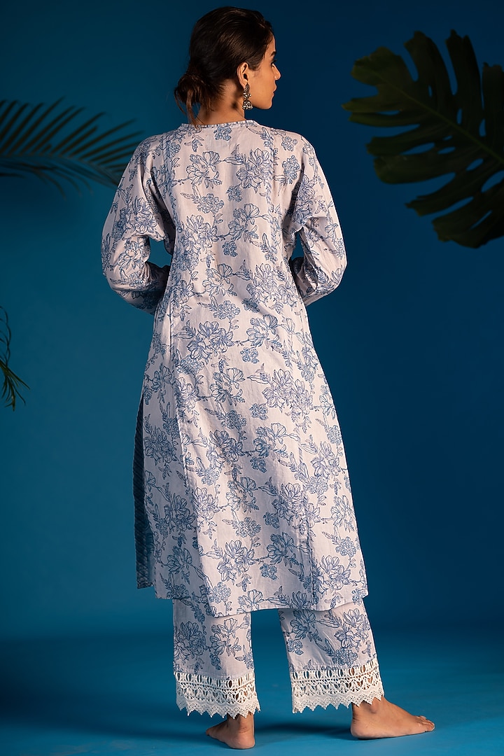 Light Blue & White Block Printed Kurta Set by Pants and Pajamas at Pernia's Pop Up Shop