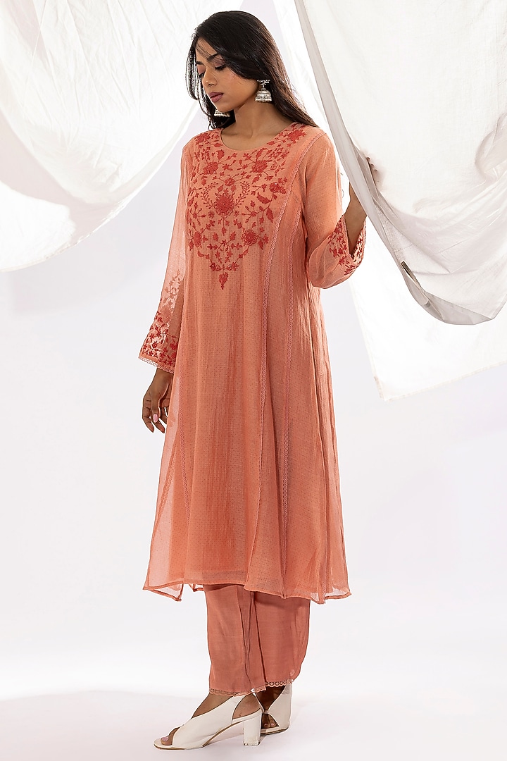 Peach Chanderi Mul Polka Dot Printed & Embroidered Kurta by Pants and Pajamas at Pernia's Pop Up Shop