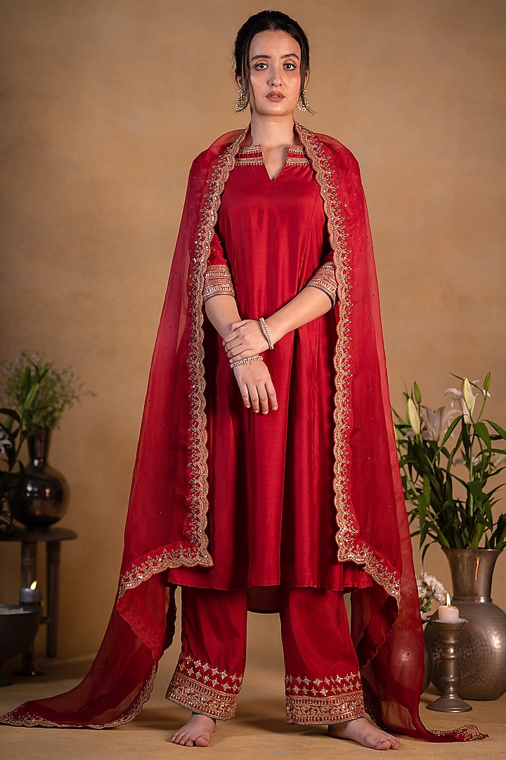 Deep Red Organza Zardosi & Sequins Embroidered Dupatta by Pants and Pajamas