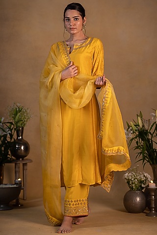 Yellow Organza Zardosi & Sequins Embroidered Dupatta by Pants and Pajamas