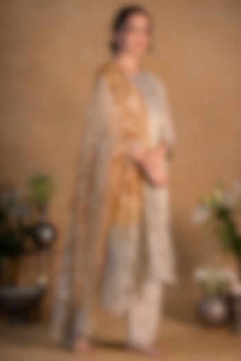 Sage Green Embroidered Kurta Set by Pants and Pajamas at Pernia's Pop Up Shop