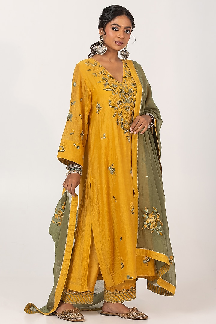 Mustard Chanderi Mul Hand & Machine Embroidered Kurta Set by Pants and Pajamas at Pernia's Pop Up Shop