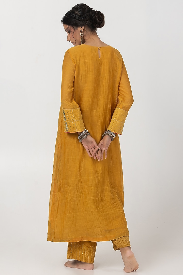 Mustard Chanderi Mul Hand & Machine Embroidered Kurta Set by Pants and Pajamas at Pernia's Pop Up Shop