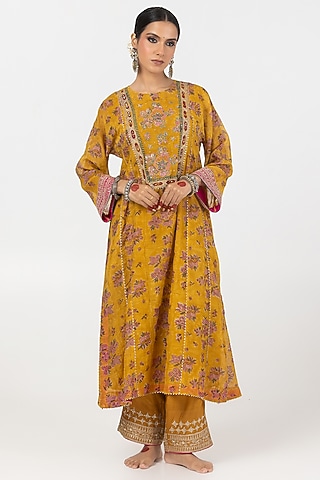 Mustard Chanderi Mul Printed & Embroidered Kurta Set by Pants and Pajamas
