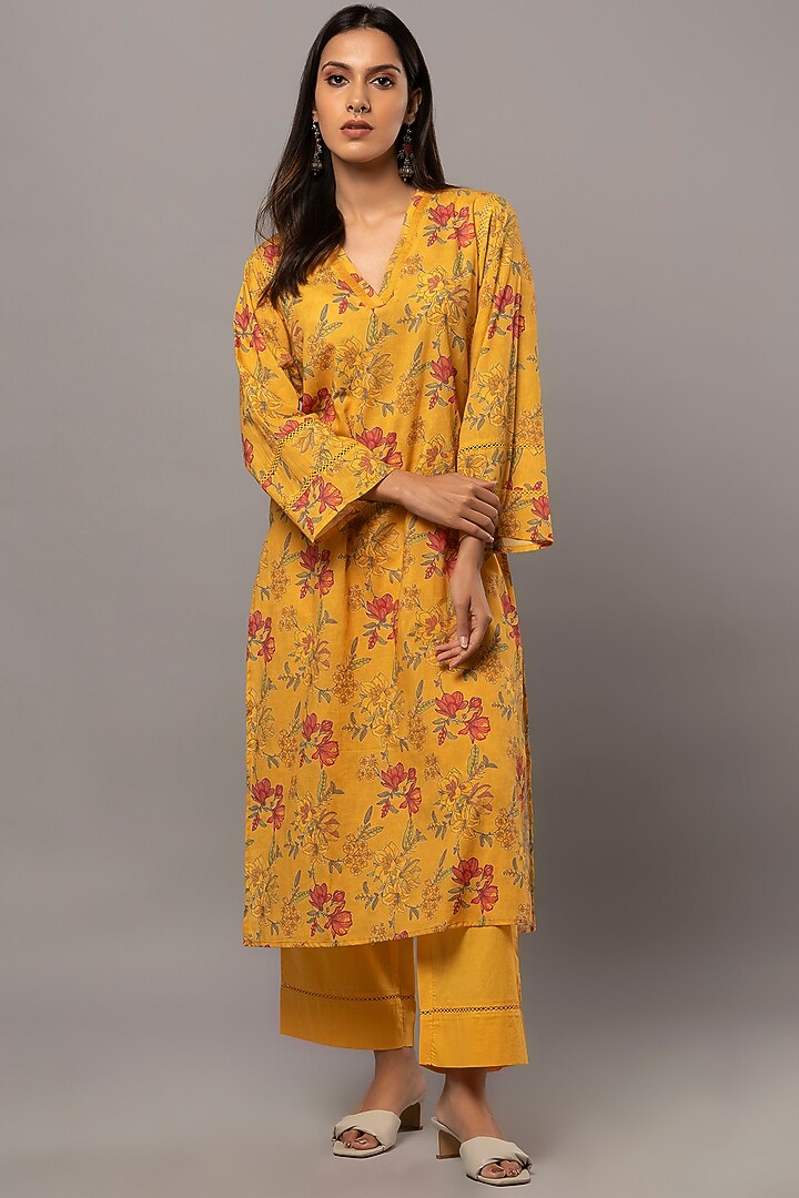 Mustard Yellow Cotton Silk Digital Printed Kurta Set by Pants and Pajamas at Pernia's Pop Up Shop