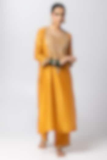 Mustard Silk Chanderi Hand & Machine Embroidered Kurta Set by Pants and Pajamas at Pernia's Pop Up Shop