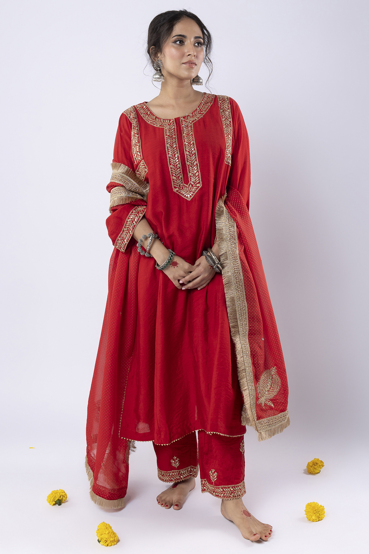 Red Chanderi Hand & Machine Embroidered Kurta Set by Pants and Pajamas at Pernia's Pop Up Shop