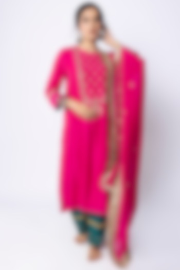Rani Pink Chanderi Hand & Machine Embroidered Kurta by Pants and Pajamas at Pernia's Pop Up Shop