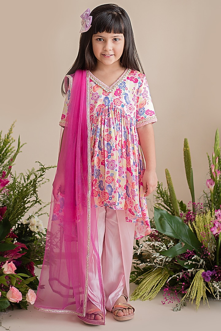 Pink Cotton Satin Printed Kurta Set For Girls by pa:paa at Pernia's Pop Up Shop